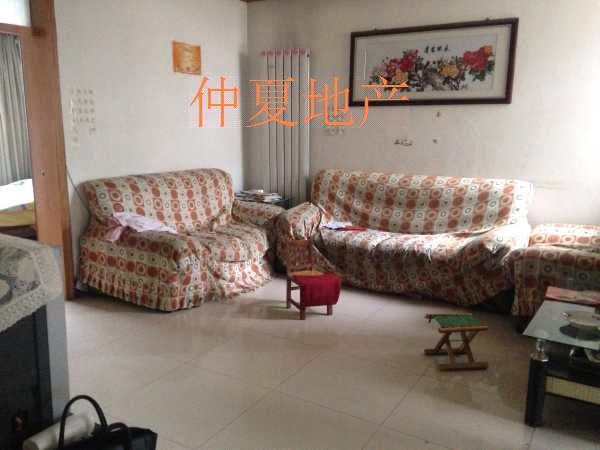 饃饃莊小區(qū)超低價(jià)滿五年戶型方正采光很棒