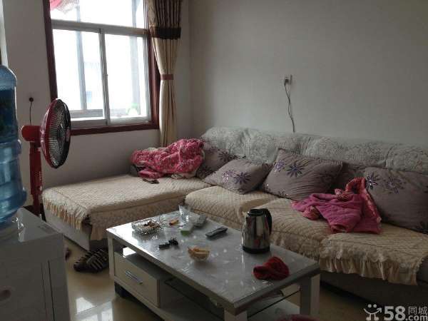 善南小區(qū)精裝修滿五年包過戶拎包入住集中供暖