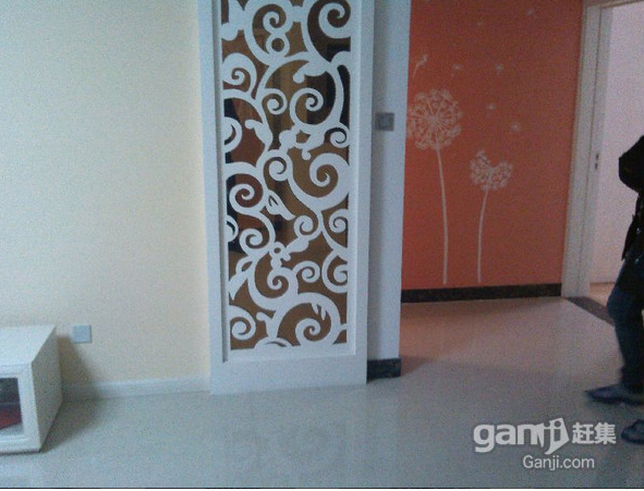 華騰小區(qū)證滿兩年可貸款精裝帶車位儲藏室