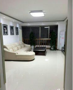 滕州貴和世紀(jì)佳苑精裝三室拎包即住證件齊全可貸款