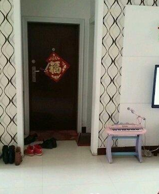 西城麗景學(xué)區(qū)房精裝三室滿二年可貸