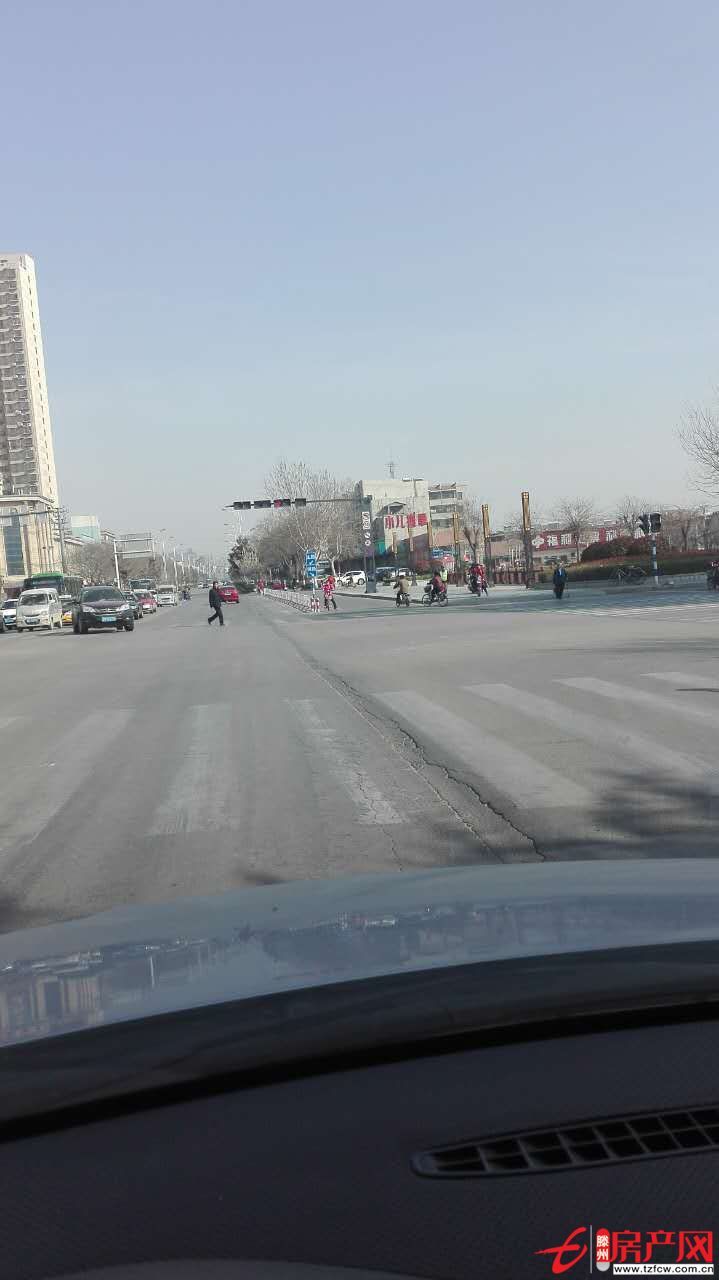 屋位于善國北路東側(cè)，小清河北岸，