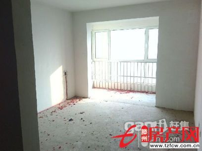 三室兩廳一衛(wèi)，兩室向陽，隨時看房