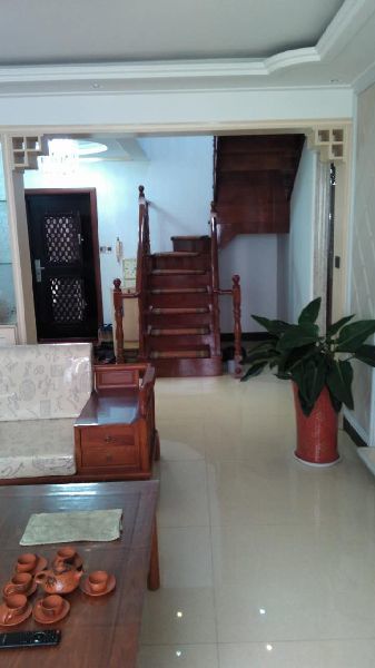 和諧康城，一樓小復(fù)式，豪裝