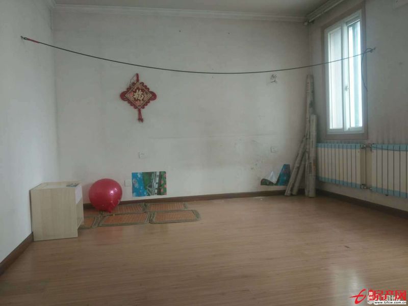 浦東花園五樓中裝黃金地段