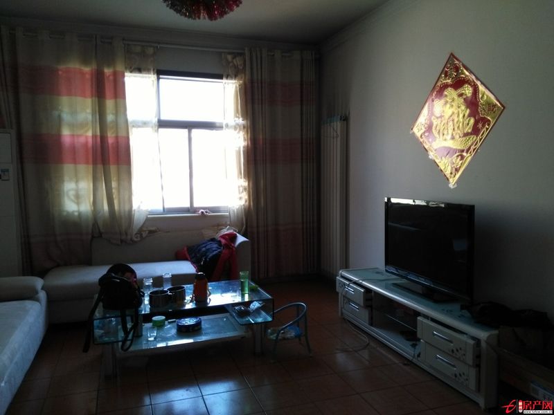 幸福南區(qū)學(xué)區(qū)房小三室精品房源低價(jià)出售