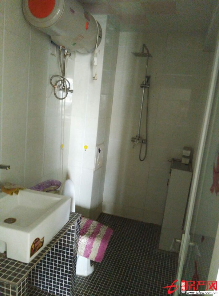 愛家豪庭，精裝修拎包即?。▽W(xué)區(qū)房）