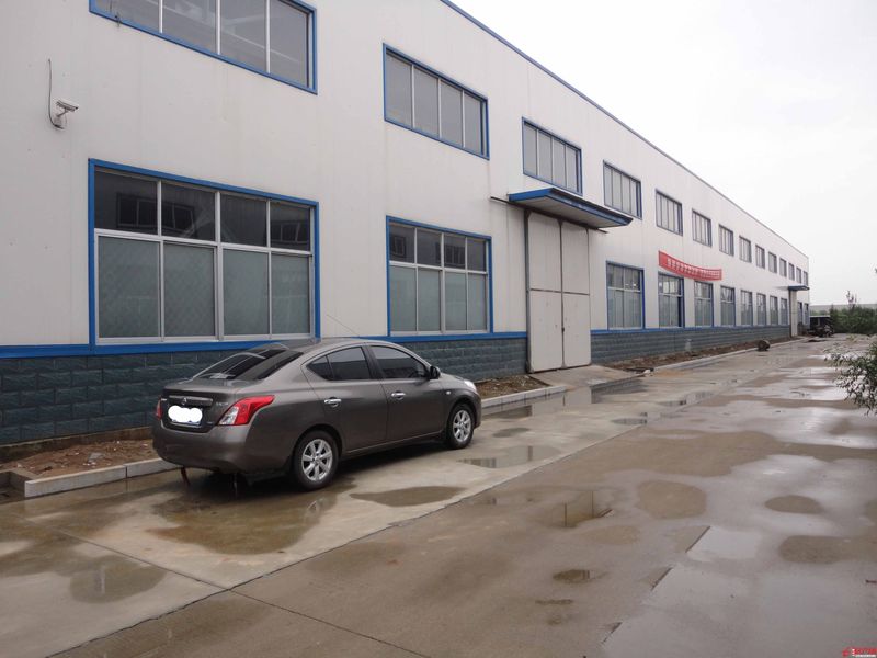 滕州經(jīng)濟(jì)開發(fā)區(qū)標(biāo)準(zhǔn)鋼結(jié)構(gòu)兩千二平方廠房出租