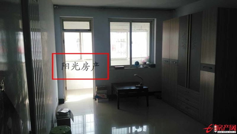 學區(qū)房蘋果園小區(qū)位置佳樓層好。