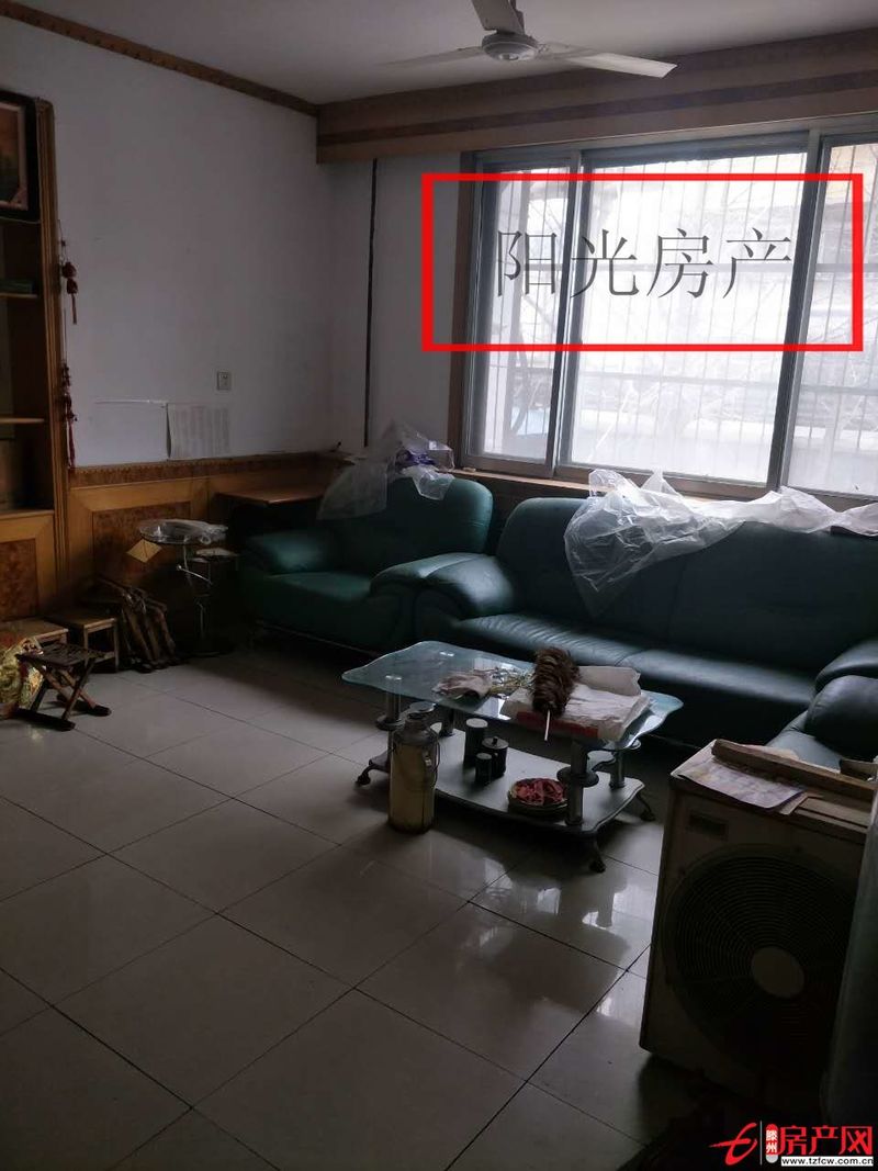 審計(jì)局宿舍經(jīng)典三室超大陽(yáng)臺(tái)