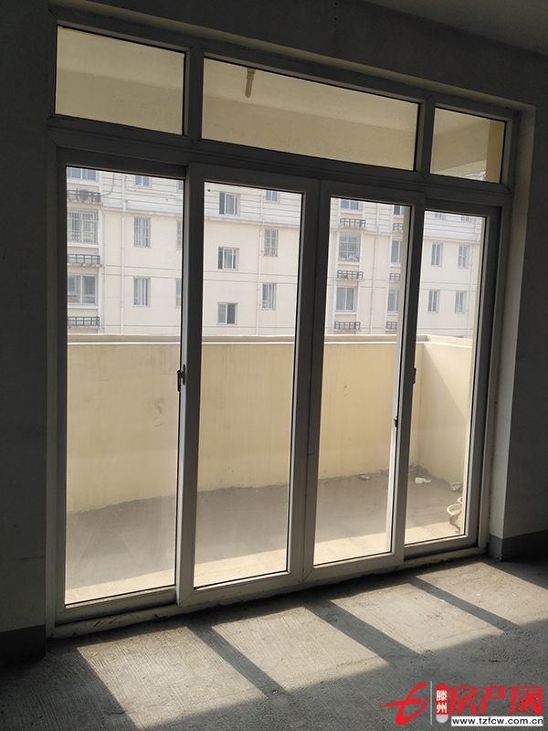 倫達(dá)商貿(mào)城整屋出租