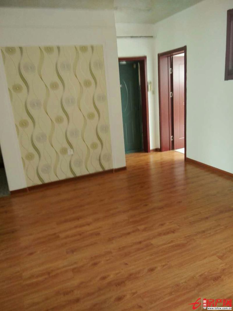 誠信花園有證可貸款精裝修！