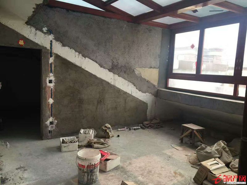 遠(yuǎn)航國際落地飄窗，有鑰匙隨時(shí)看房，支持貸款