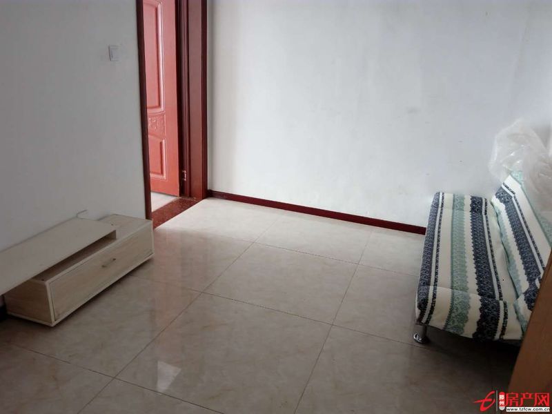 學(xué)區(qū)新房家具家電齊全