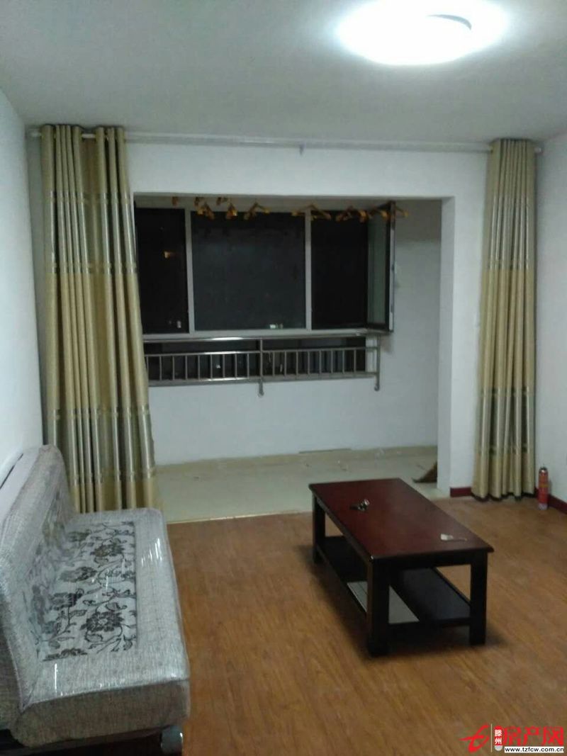 人和天地小區(qū)，新房出租，簡裝修，拎包入住