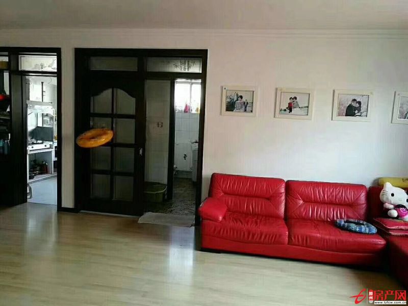 誠信花園，證滿五年，配合貸款，簡單裝修