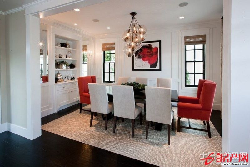 學(xué)院路，陽光國際，電梯房，兩室兩廳毛坯可貸款戶型好