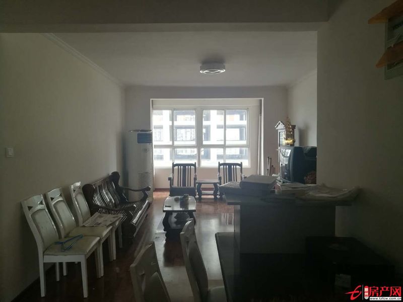 周樓佳苑，三室需全款，南北通透，戶型很好，毛坯房