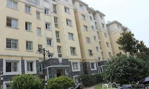 金色家園，多層，中等裝修，可貸款，含儲(chǔ)藏室，學(xué)校區(qū)域