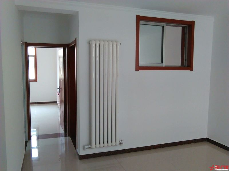 杏壇東區(qū)，全新裝修，交通、上學(xué)、生活方便。