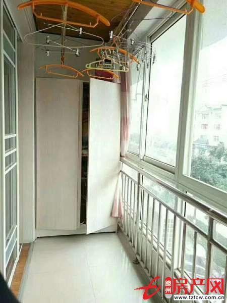 麗都水岸學(xué)區(qū)房精裝修兩室一廳有證集體供暖