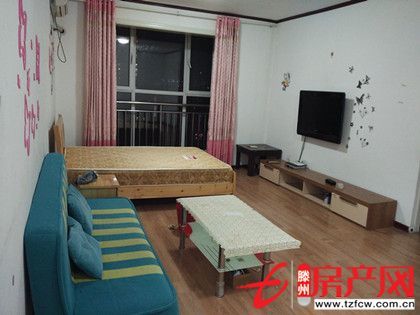 精裝修，設(shè)施齊全，拎包入住。