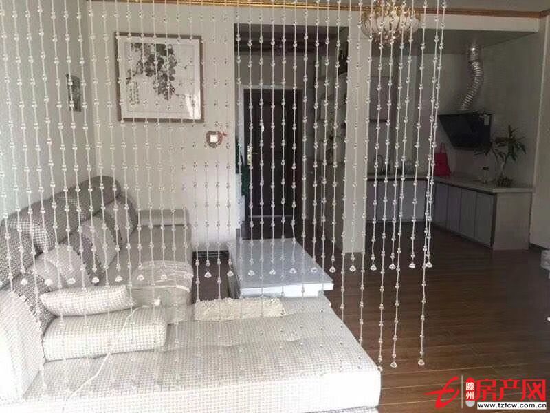 陽光國際學(xué)區(qū)房精裝修。