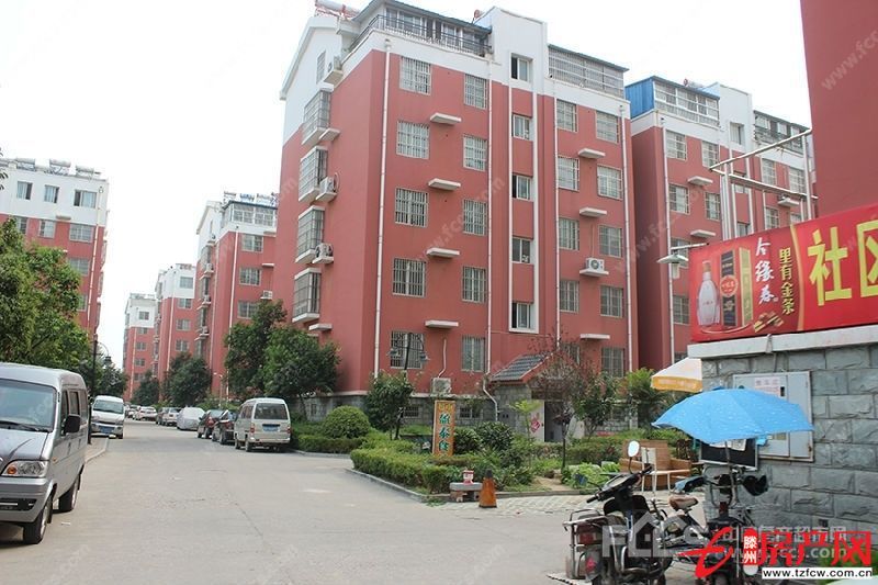 香格里拉學(xué)區(qū)房精裝修