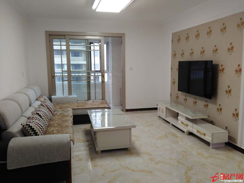 老實(shí)小，滕南中學(xué)，實(shí)驗(yàn)小學(xué)大同校區(qū)學(xué)區(qū)房（上學(xué)離的很近）