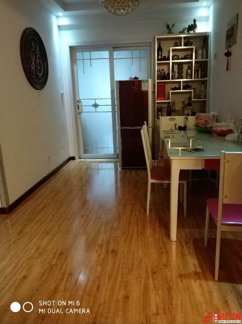 富盛園兩室朝陽可以貸款六樓帶閣樓