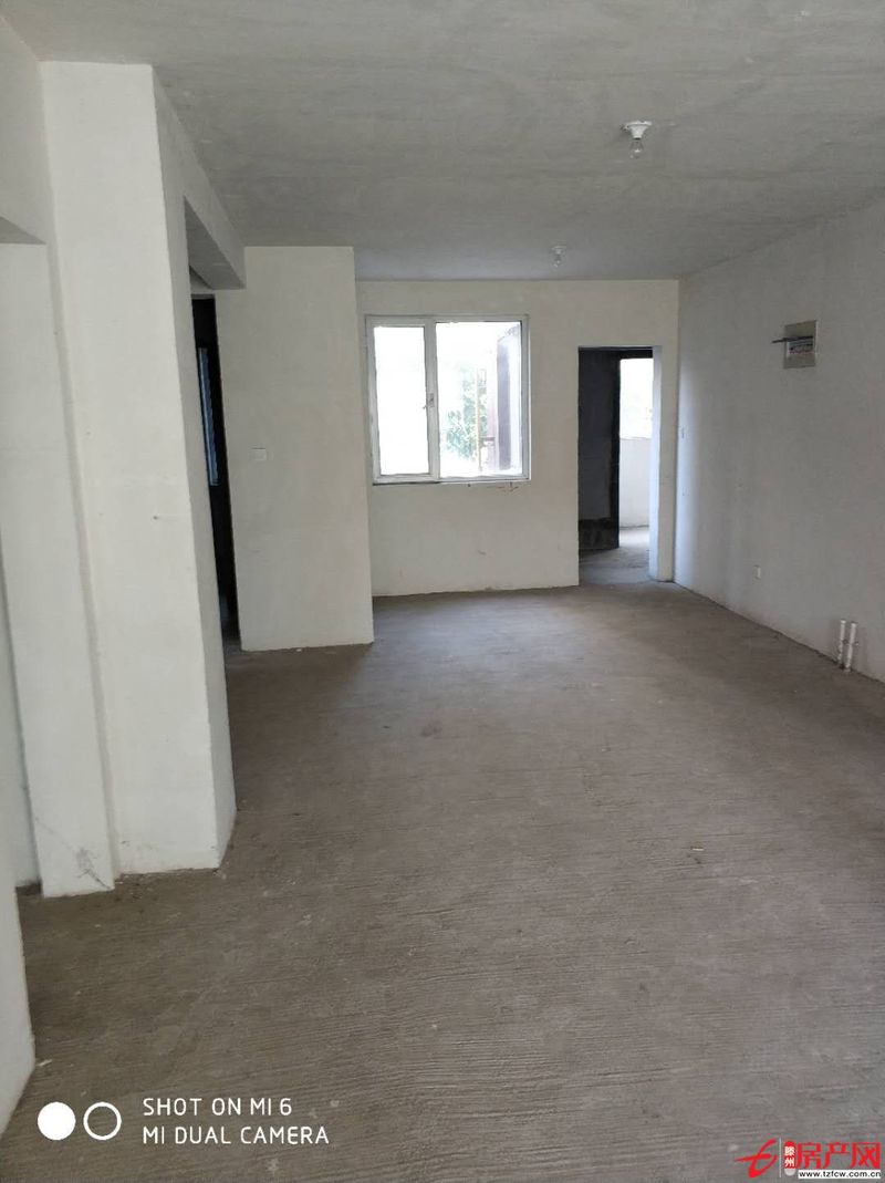 狀元府此價格包含車位儲藏室上房費