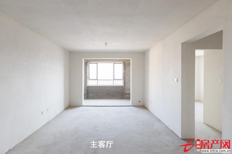 金河灣新房出售，二十五層景觀房一百平米，兩室兩廳