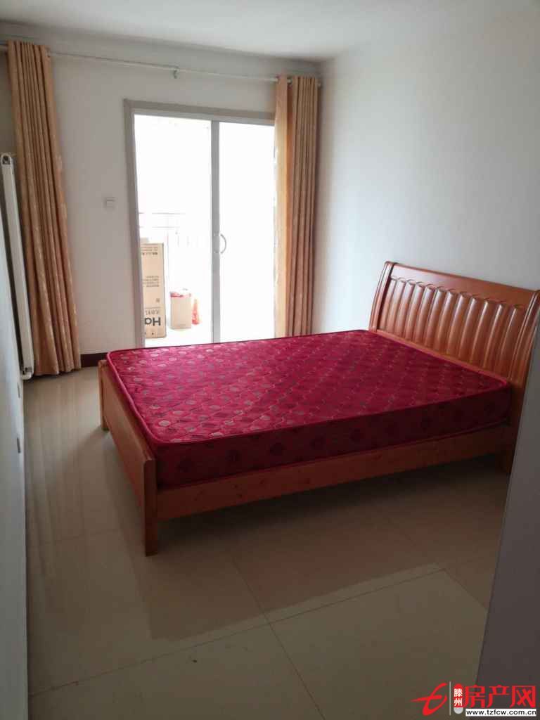 御冠麗景，兩室兩廳，家具家電齊全，拎包入住，