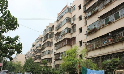 幸福東區(qū)精裝修多層學(xué)區(qū)房拎包入住