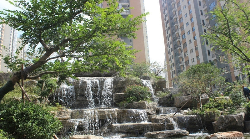 人和天地，回遷毛坯房，上房費(fèi)已交清，需全款，可押尾款。