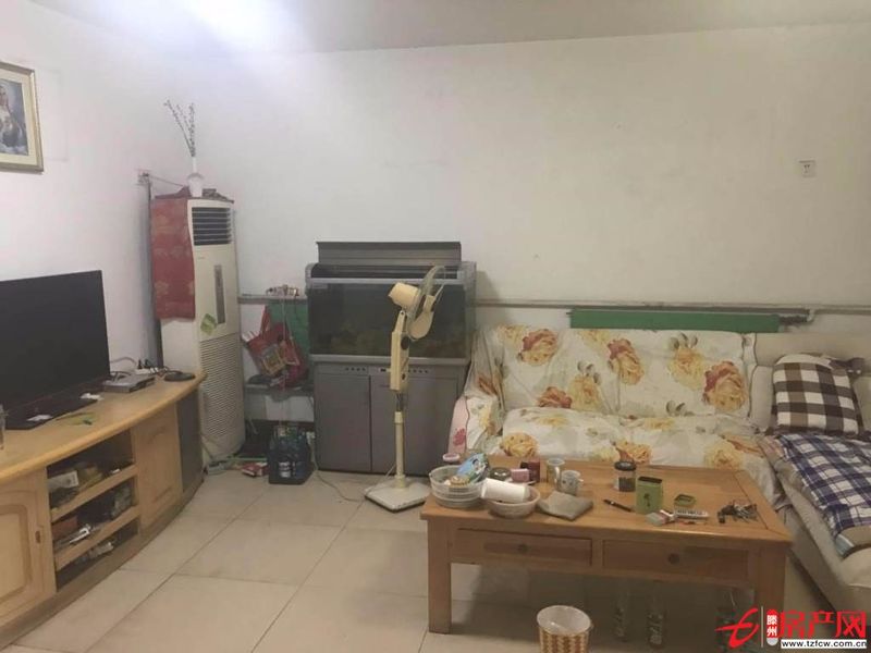 龍泉廣場西，龍泉苑，3室2廳，滿五，可貸款，送儲藏室