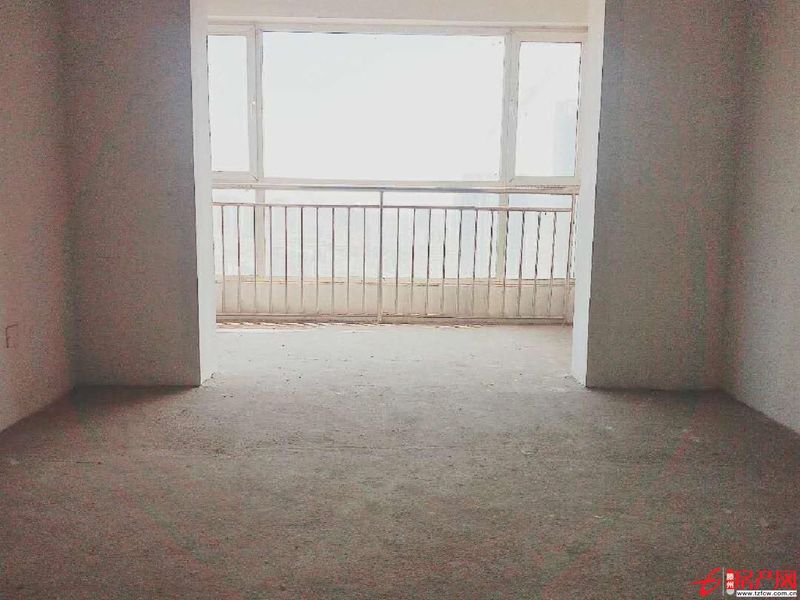 中央城C區(qū)，3室2廳，走售樓處，黃 金樓層，觀景房