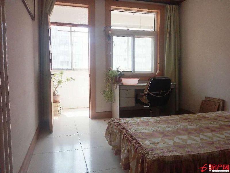 荊善安居，3室1廳，滿五，可貸款，送家具家電，送2個儲藏室