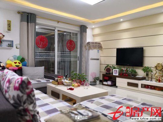 學(xué)區(qū)房嘉鴻一品精裝修包更名可貸款！