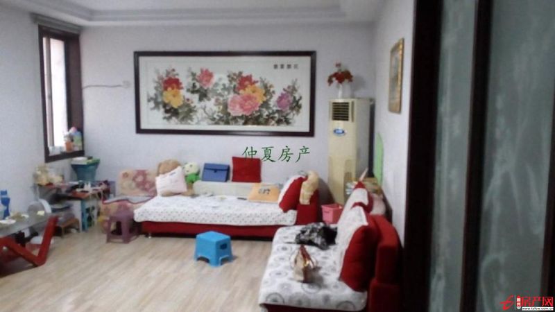 德馨花園3室出售,精裝修,朝南北 ,不要錯(cuò)過。