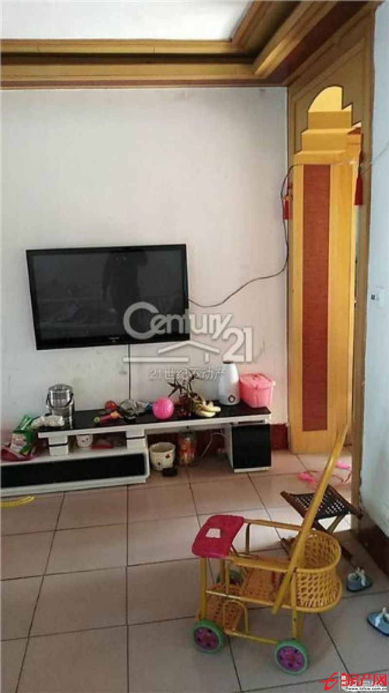 北安居小區(qū)+多層一樓+老式裝修+適合老人居住+證滿五年可貸款