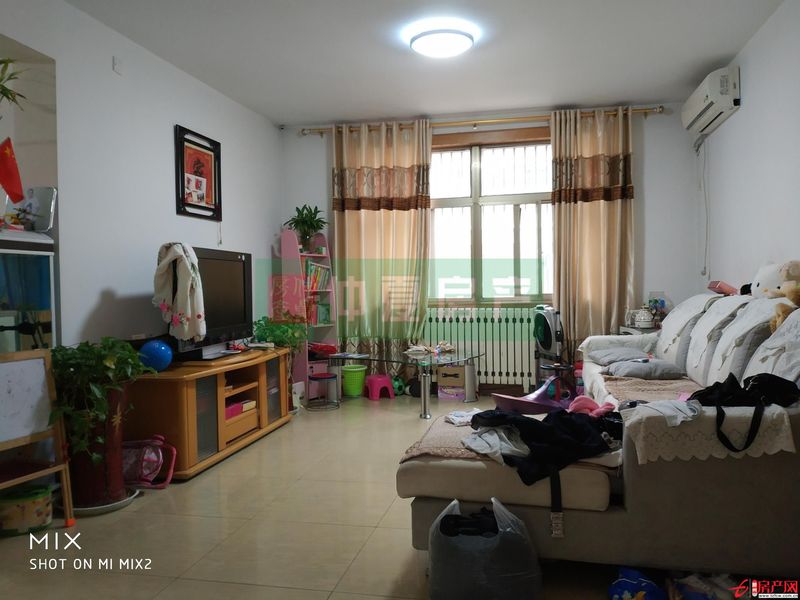 荊河小區(qū)給力3室戶型，總價(jià)低，位置好?。。。。?！