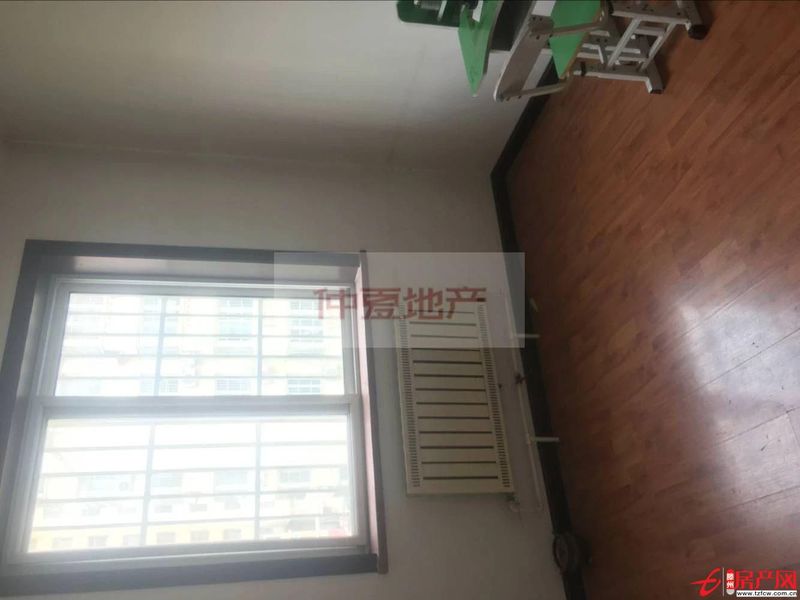 明珠花園3樓+帶車庫+支持貸款+大三室+隨時(shí)看房