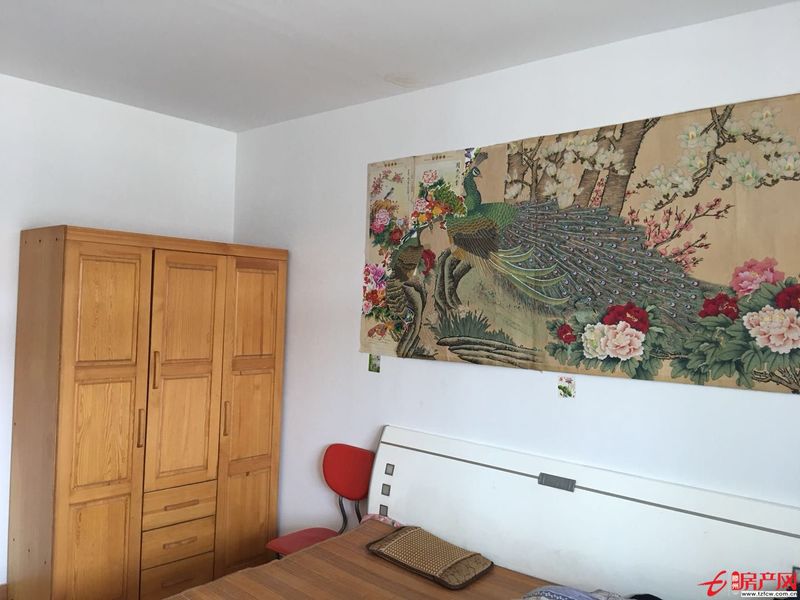 荊善安居小區(qū)臥室單間出租