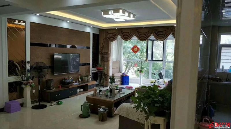 急售涵翠苑多層2樓！精裝4室！126萬！有證可貸款！送家具！