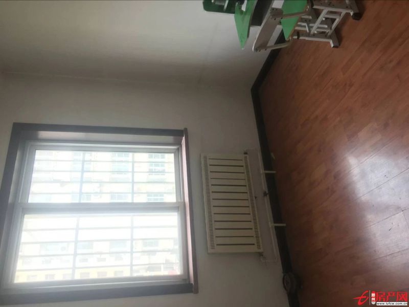 明珠花園3樓+帶車庫+支持貸款+大三室+隨時(shí)看房