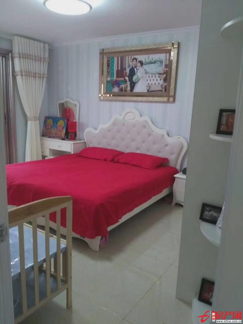 問天三期東區(qū)三室兩廳兩衛(wèi)有證能貸款南北通透精裝修