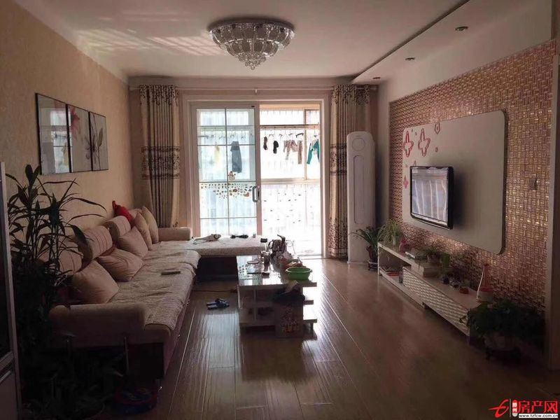 鳳凰苑前排 帶24平車庫(kù) 90萬(wàn)+精裝大三室+南北通透