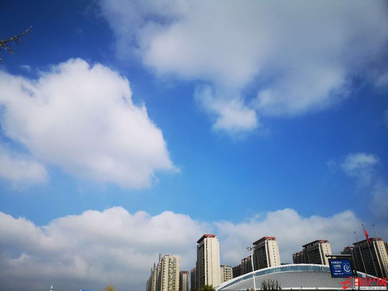 狀元府，兩室朝陽，送儲藏室，毛坯房，公立學(xué)區(qū)。