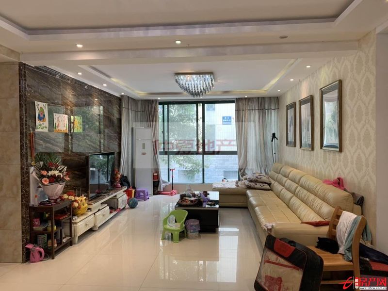 D調(diào)的奢華濱江國際花苑田園風(fēng)高一樓豪華裝修婚房證滿5年